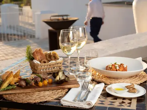 Salento Wein & Reise - Apuliens Geheimnis entdecken