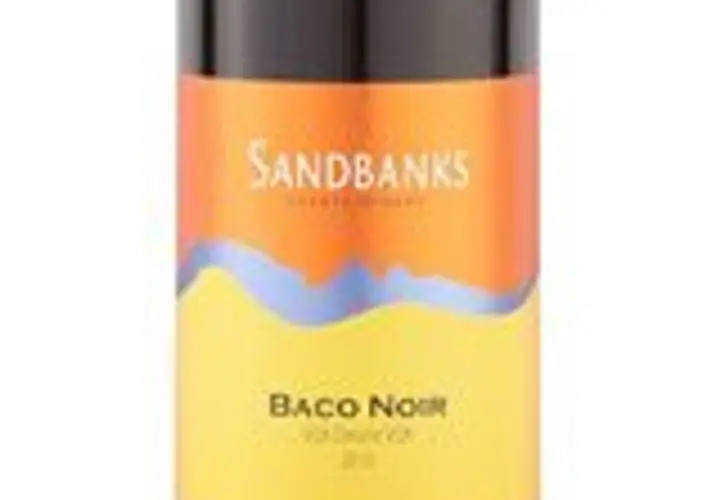 Sandbanks Baco Noir Wein. Ein Wein wie ein Abenteuer, das an die verlorenen Jungs erinnert.
